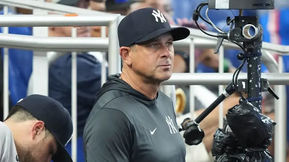 Aaron Boone will return for 10th season as Yankees manager despite fan outrage: reports