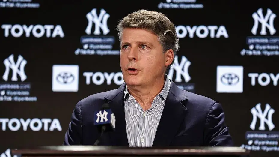 Yankees owner Hal Steinbrenner confirms he supports owners' salary cap proposals ahead of likely MLB lockout
