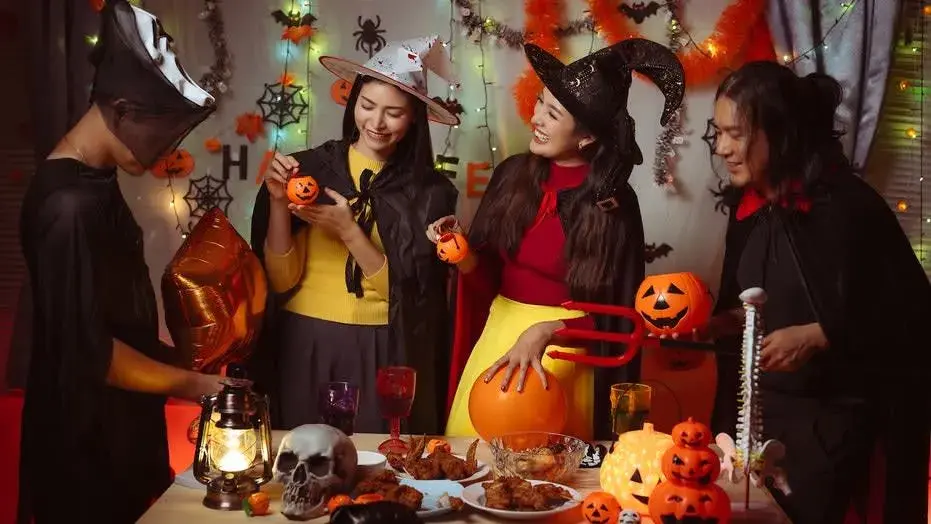 Last-minute Halloween essentials — party supplies, costume finishing touches and more, starting at $10