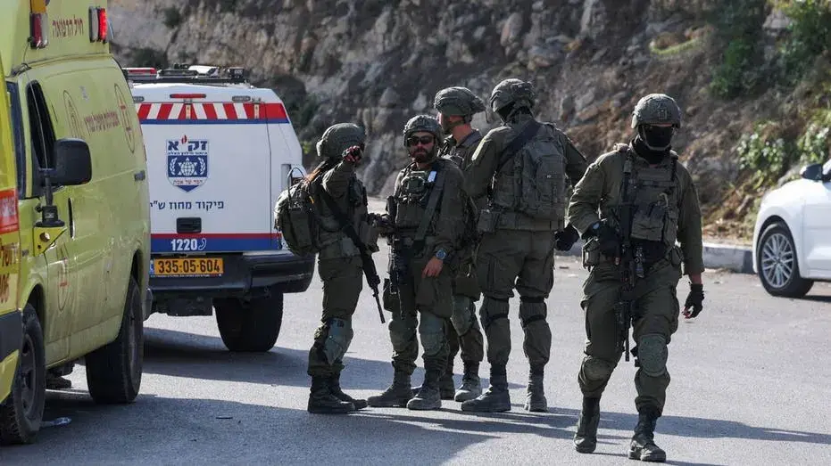 Two suspected gunmen killed after shooting wounds 5 Israelis in West Bank