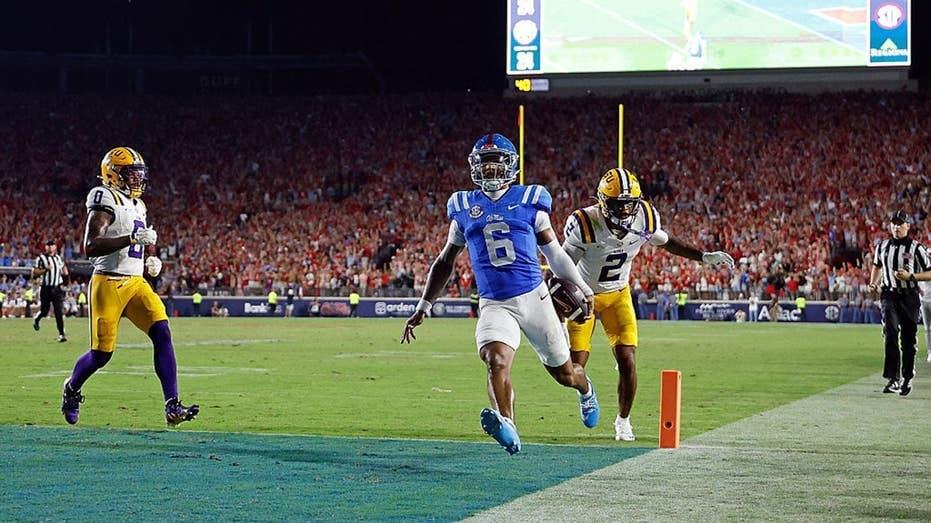 Ole Miss and Texas collide in massive college football showdown with Arch Manning's season at stake