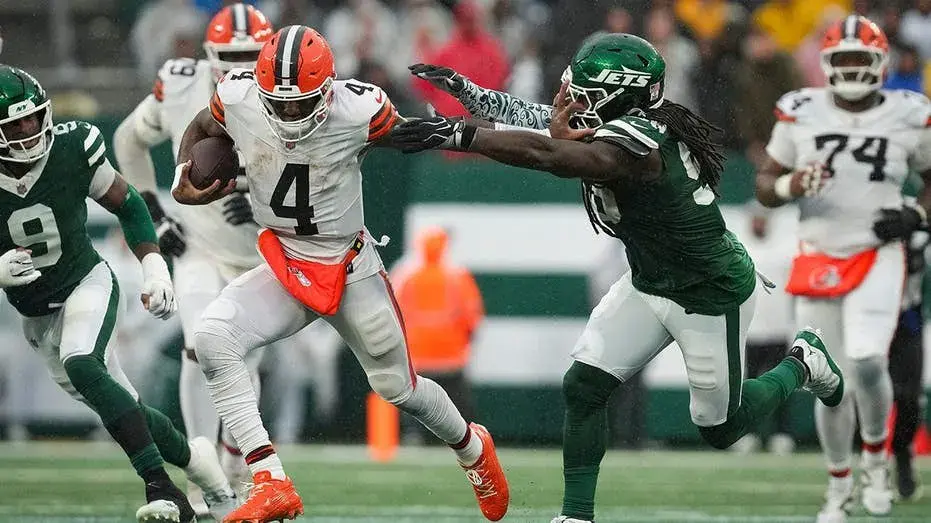 Browns vs Titans NFL Week 7 betting preview favors Cleveland's defense on the moneyline