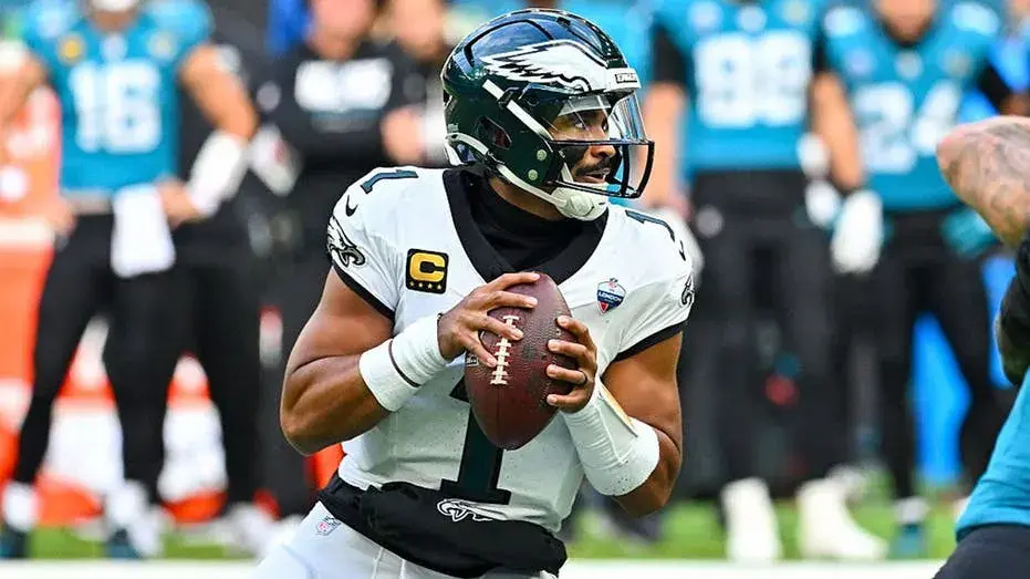 Jalen Hurts blood clot investigation to raise questions about Eagles' London trip and medical screening timing