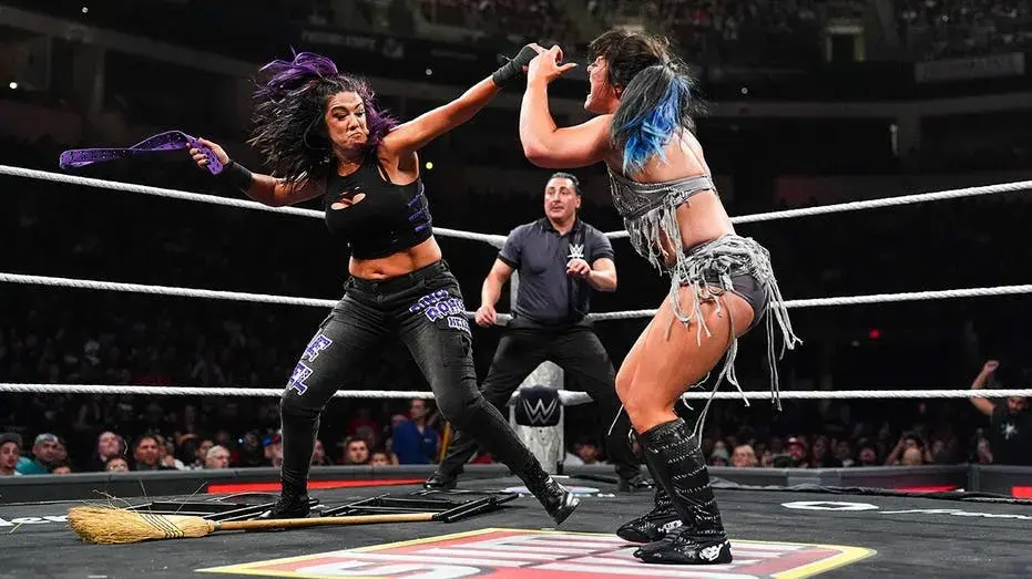 Bayley, Lyra Valkyria in contention for WWE women's match of the year as brutal feud reached breaking point