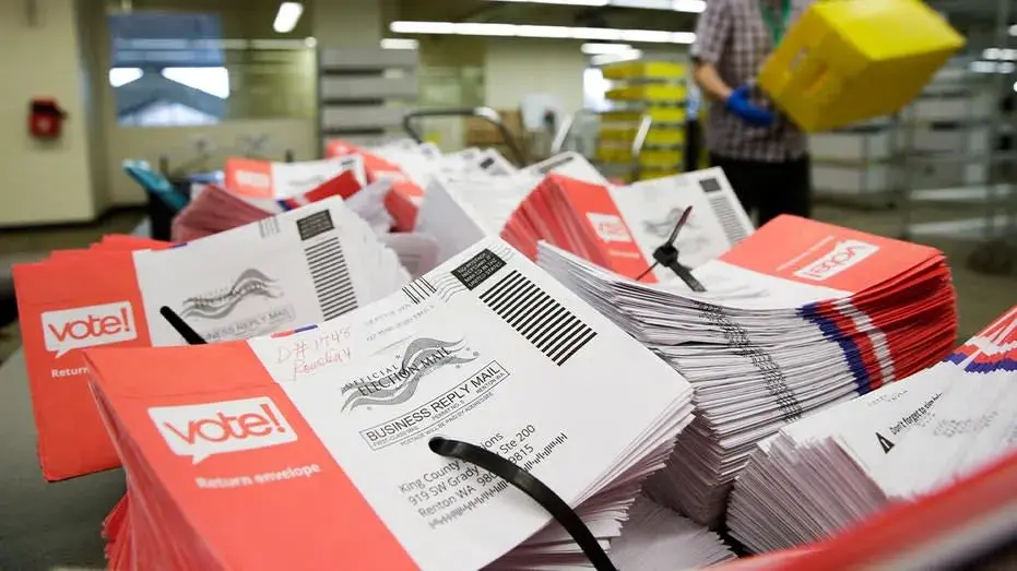 Federal officials identify 400 noncitizens registered to vote in Washington state: 'Tip of the iceberg'