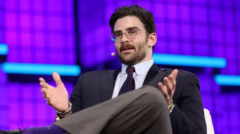 Leftist streamer triggers fury after mocking 'funny' injuries to ICE agents at Ilhan Omar event: ‘Disgusting’