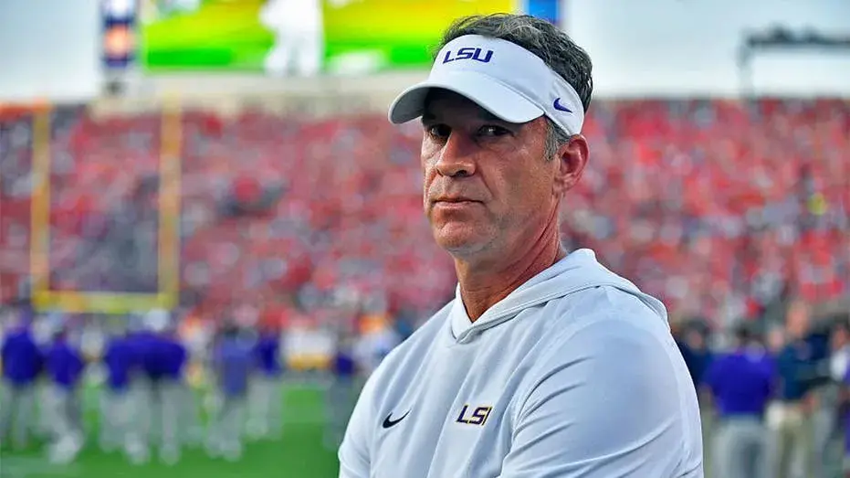 Lane Kiffin's own words come back to bite him, MLB's long winter & Paige Spiranac's Halloween costume tease!