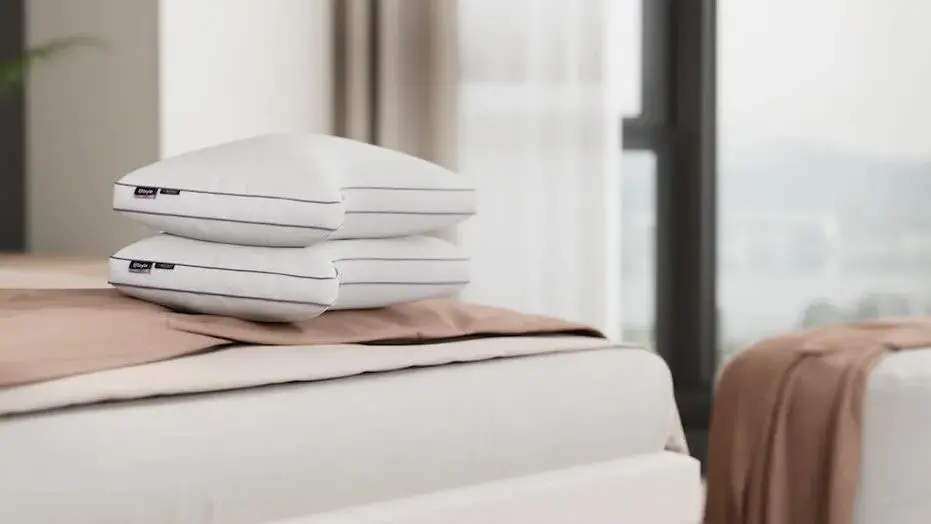 This Layla pillow gave me the side-sleeping support I’d been missing — now $119
